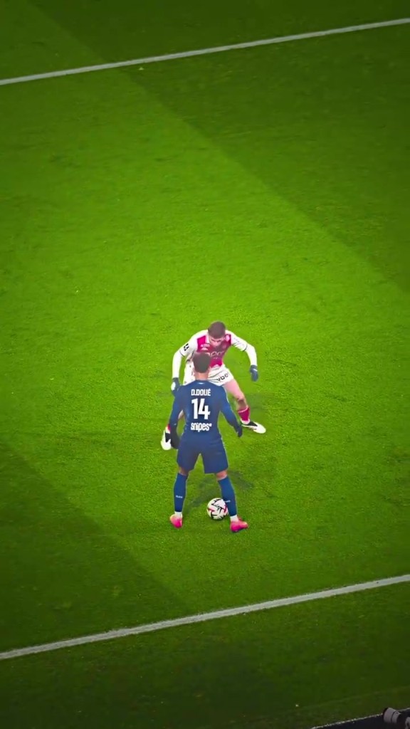 反向牛尾巴！慢鏡頭看杜埃這次極限博弈擺脫！